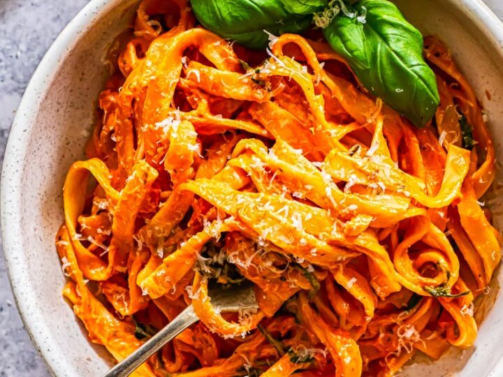 15 Minute Tomato and Mascarpone Pasta Sauce - The Veg Connection