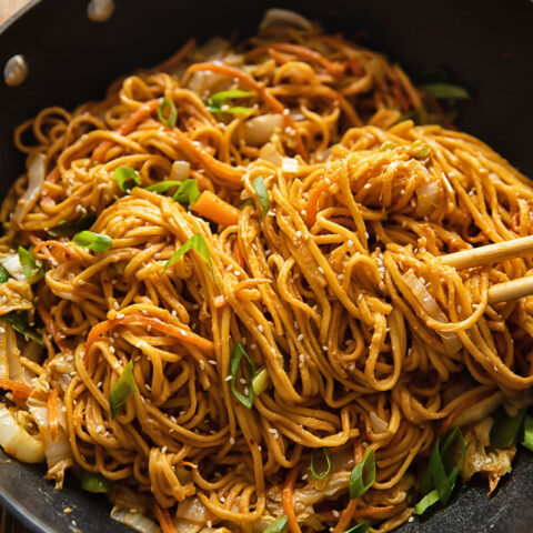 Spicy Peanut Noodles with Cabbage and Carrots - The Veg Connection